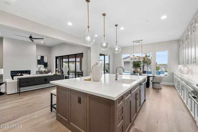 12347 E GOLD DUST Avenue, Scottsdale, AZ 85259