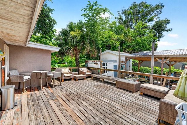 616 DORA STREET, New Smyrna Beach, FL 32168