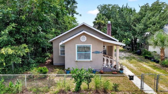 616 DORA STREET, New Smyrna Beach, FL 32168
