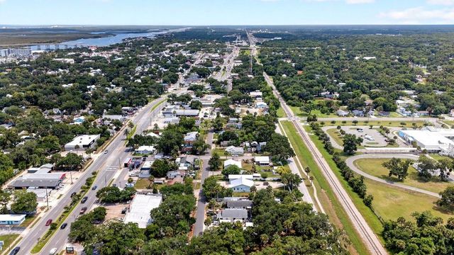 616 DORA STREET, New Smyrna Beach, FL 32168