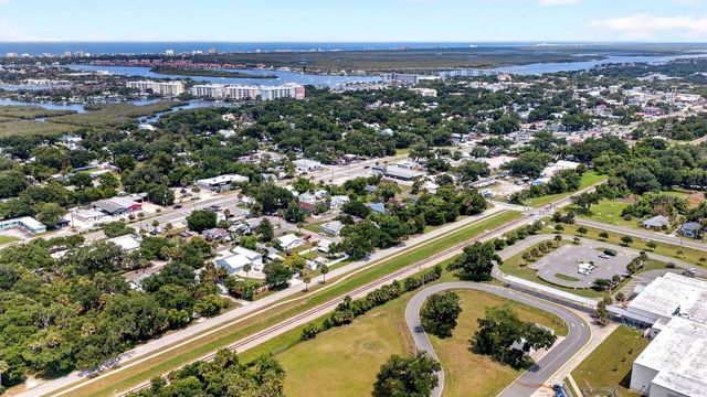 616 DORA STREET, New Smyrna Beach, FL 32168