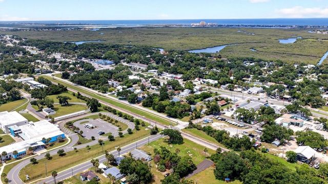 616 DORA STREET, New Smyrna Beach, FL 32168