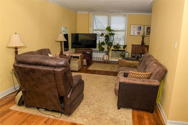 4601 39th Avenue 608, Sunnyside, NY 11104