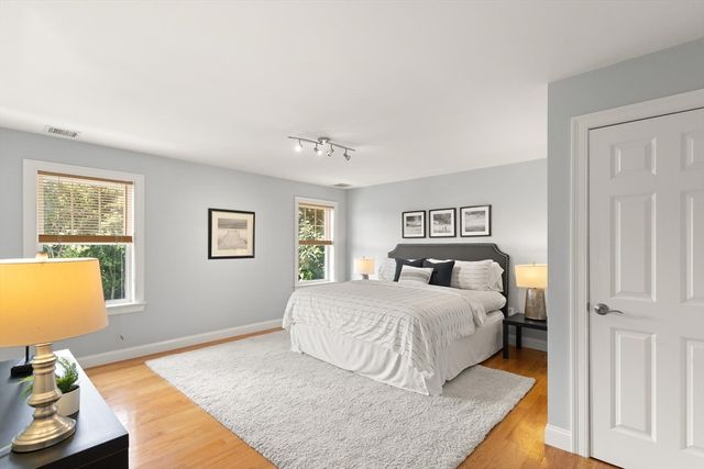 142 Bridge Street 1, Salem, MA 01970