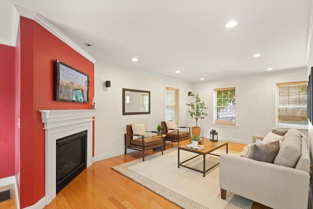 142 Bridge Street 1, Salem, MA 01970