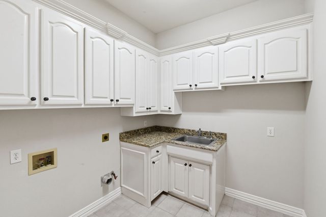1020 Highland Oaks Drive, Southlake, TX 76092