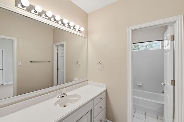 1020 Highland Oaks Drive, Southlake, TX 76092