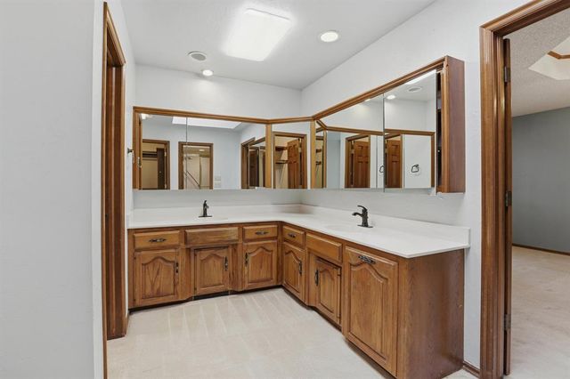 2701 Blue Quail Pass, Edmond, OK 73013