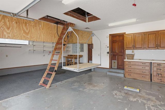 2701 Blue Quail Pass, Edmond, OK 73013