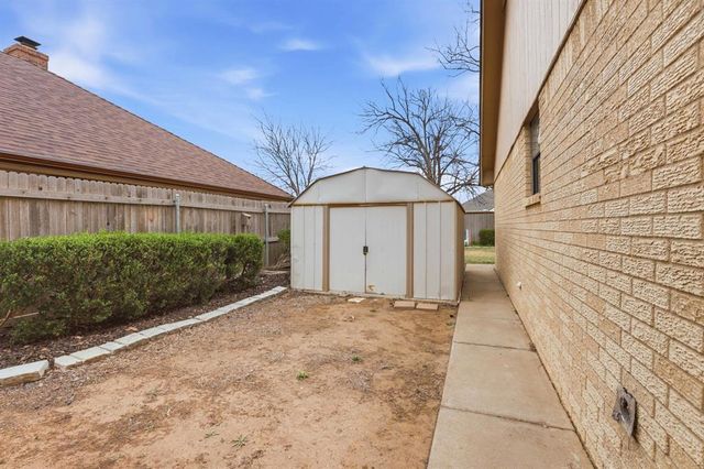 2701 Blue Quail Pass, Edmond, OK 73013