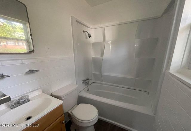 1922 Shamrock Drive, Jackson, MS 39204