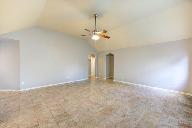 2102 Indian Clearing Trail, Rosenberg, TX 77471