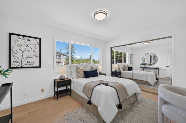990 Oxford Drive, Los Altos, CA 94024