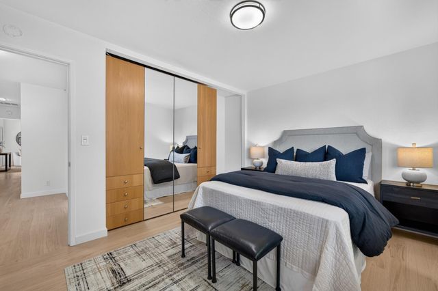 990 Oxford Drive, Los Altos, CA 94024
