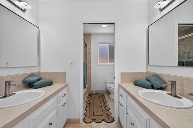 990 Oxford Drive, Los Altos, CA 94024