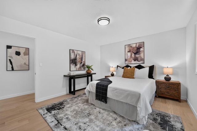 990 Oxford Drive, Los Altos, CA 94024