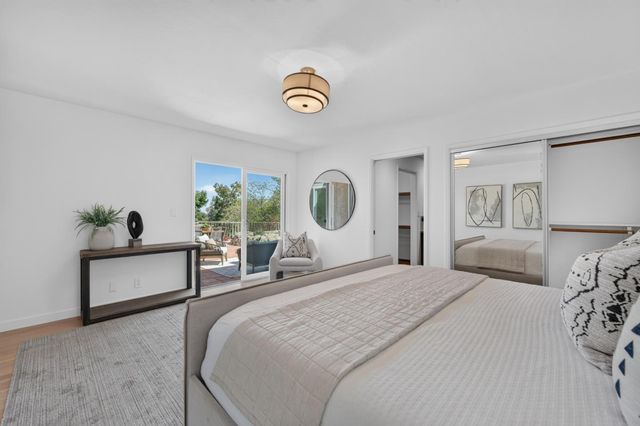 990 Oxford Drive, Los Altos, CA 94024