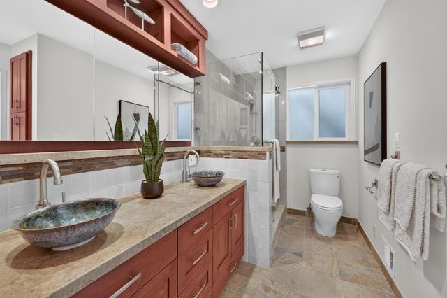 990 Oxford Drive, Los Altos, CA 94024