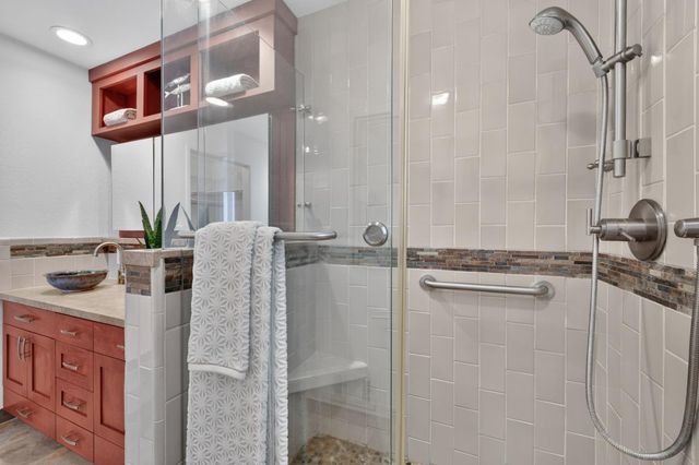 990 Oxford Drive, Los Altos, CA 94024