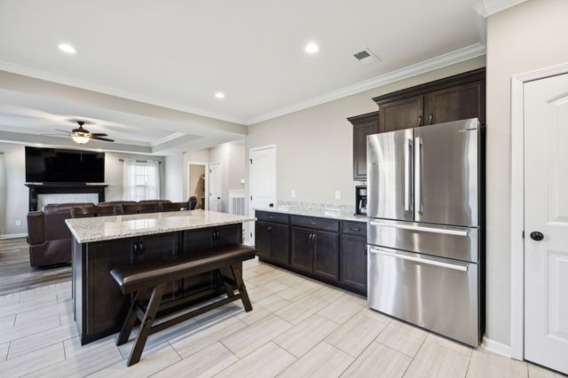 1565 Kestrel Dr, Clarksville, TN 37040