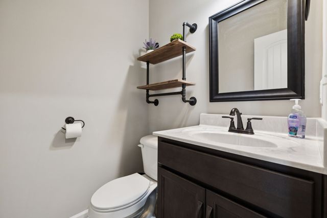 1565 Kestrel Dr, Clarksville, TN 37040