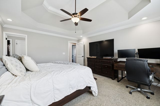 1565 Kestrel Dr, Clarksville, TN 37040