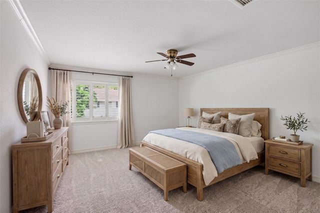 5916 Valley Forge Drive 163, Houston, TX 77057