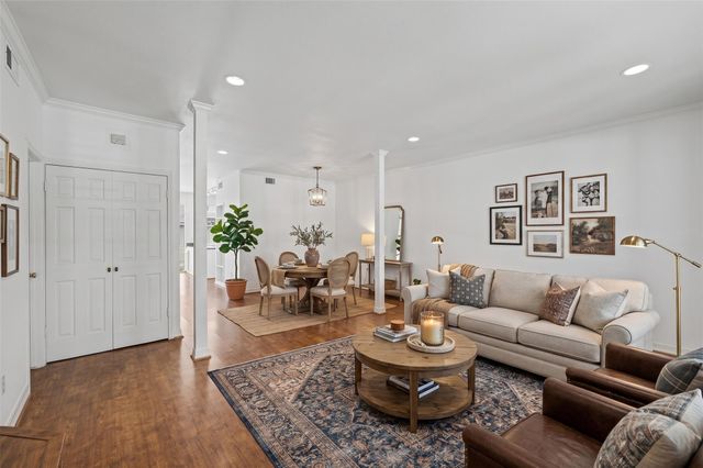 5916 Valley Forge Drive 163, Houston, TX 77057