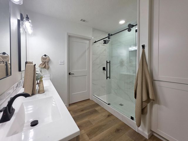 387 Indian Hill, Livingston, TX 77351