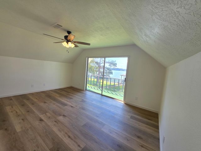 387 Indian Hill, Livingston, TX 77351