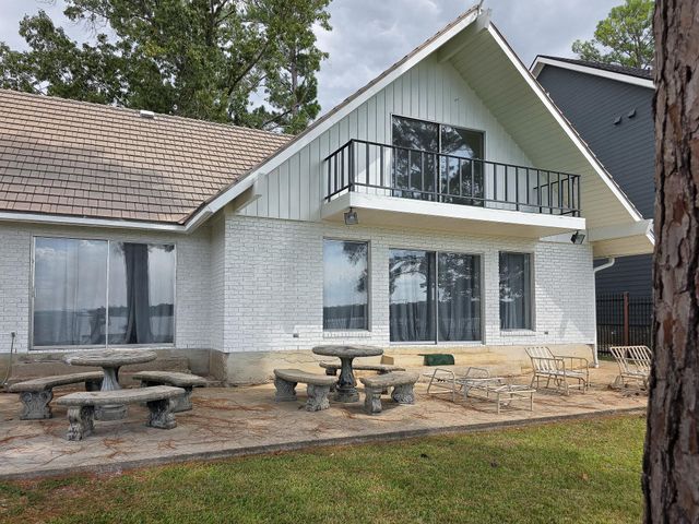 387 Indian Hill, Livingston, TX 77351