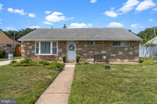 2515 GREEN AVE, Bristol, PA 19007