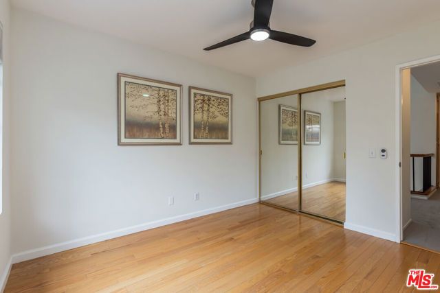 20950 Oxnard Street 10, Woodland Hills (los Angeles), CA 91367