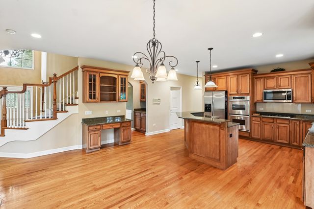 2227 Spartina Road, Naperville, IL 60564