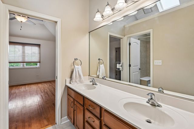 2227 Spartina Road, Naperville, IL 60564