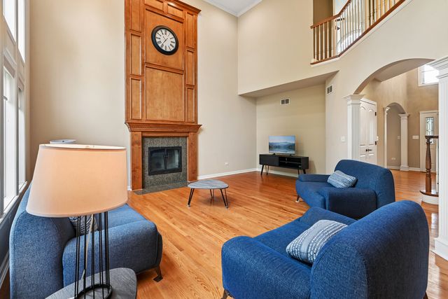 2227 Spartina Road, Naperville, IL 60564