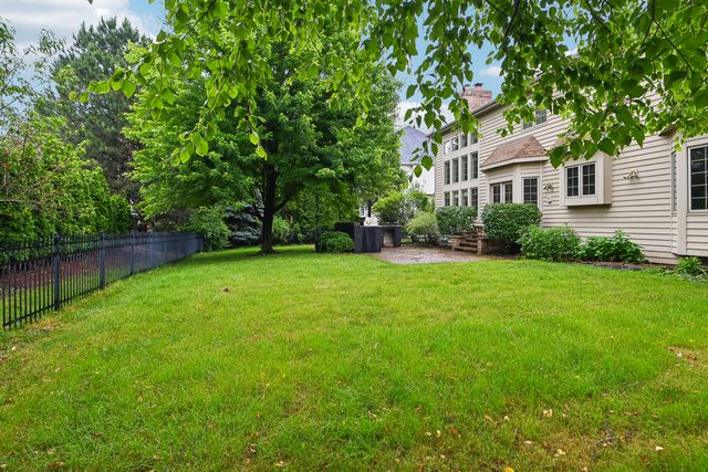 2227 Spartina Road, Naperville, IL 60564