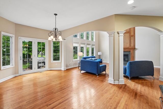 2227 Spartina Road, Naperville, IL 60564
