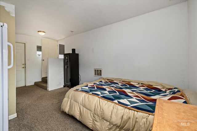 716 E Sherman Ave, Nampa, ID 83686