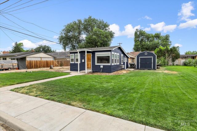 716 E Sherman Ave, Nampa, ID 83686