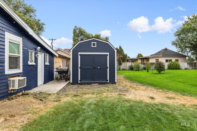 716 E Sherman Ave, Nampa, ID 83686