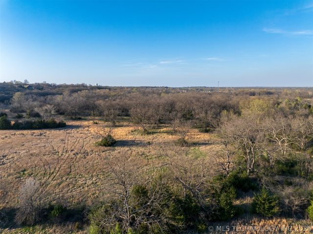 7 E 36th Street, Okmulgee, OK 74447