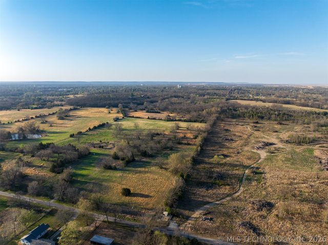 7 E 36th Street, Okmulgee, OK 74447
