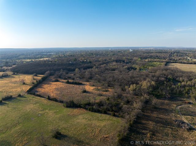 7 E 36th Street, Okmulgee, OK 74447
