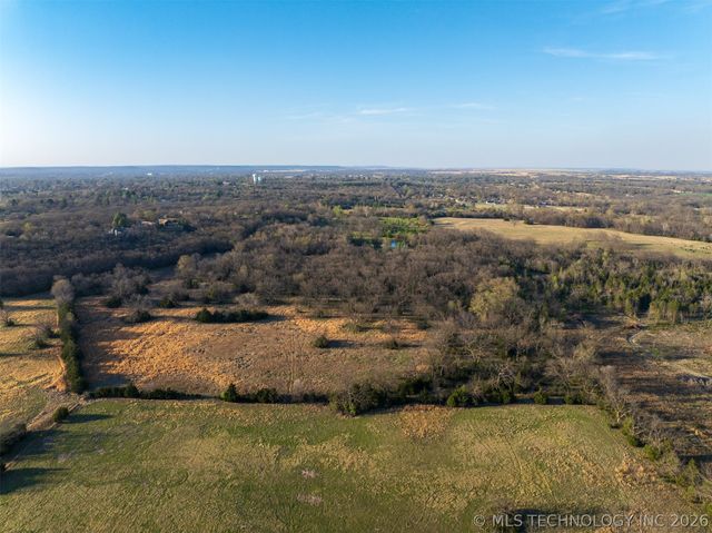 7 E 36th Street, Okmulgee, OK 74447