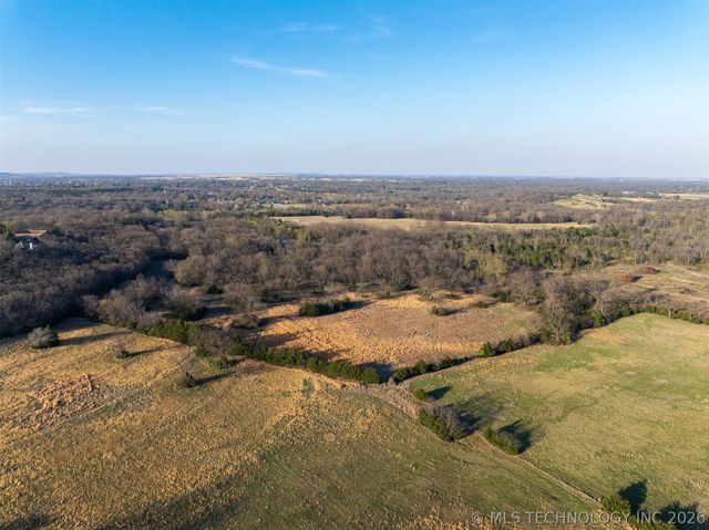 7 E 36th Street, Okmulgee, OK 74447