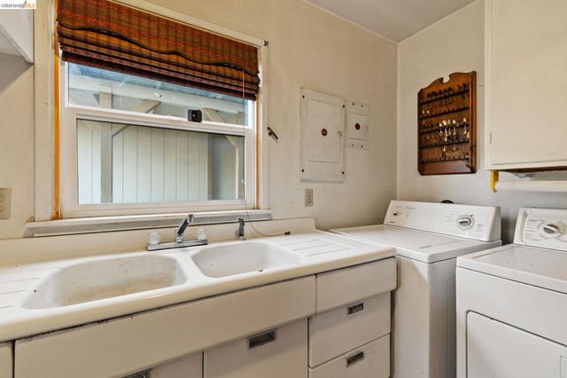 15895 Morris Rd, Sonora, CA 95370