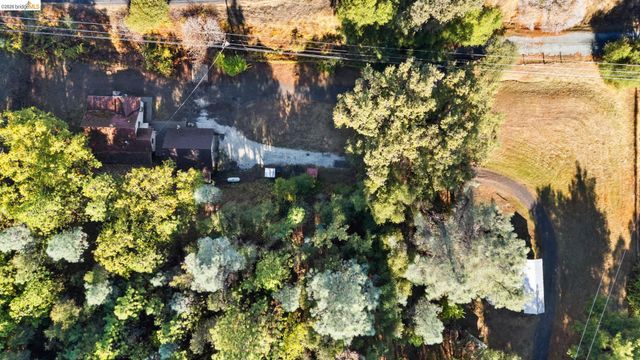 15895 Morris Rd, Sonora, CA 95370