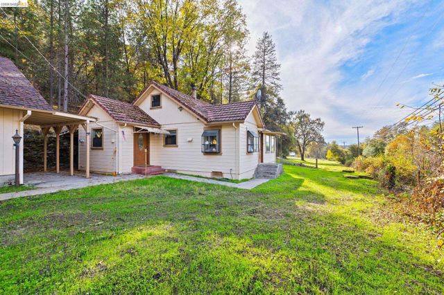 15895 Morris Rd, Sonora, CA 95370