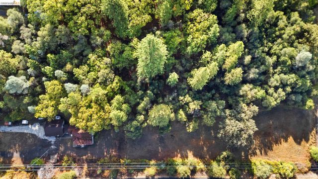 15895 Morris Rd, Sonora, CA 95370